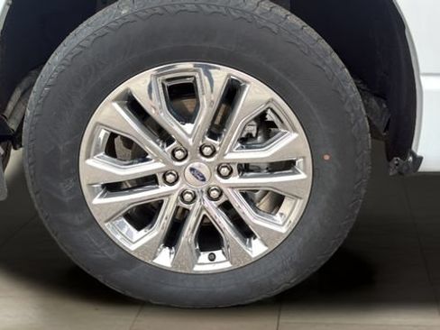Used 2025 Ford F150 Lariat w/ Tow/Haul Package AWD/4WD image 39