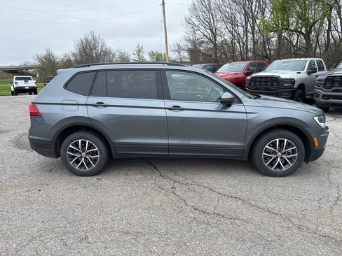 Used 2021 Volkswagen Tiguan S image 9