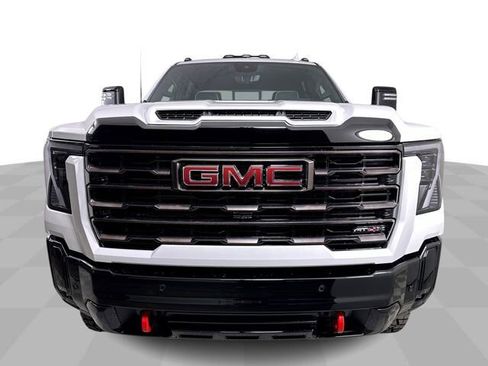 New 2026 GMC Sierra 2500 AT4X image 3