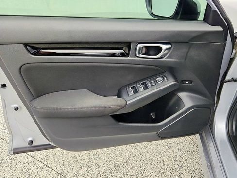 Used 2022 Honda Civic EX image 11