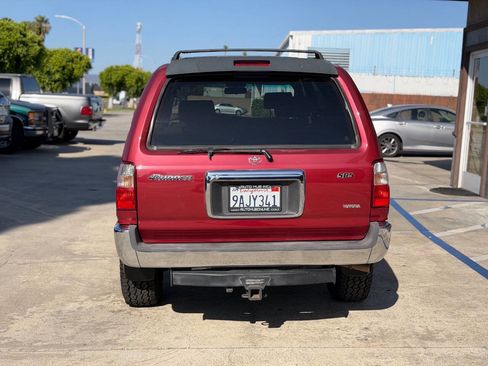 Used 2002 Toyota 4Runner SR5 RWD image 9