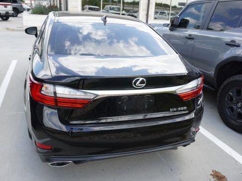 Used 2017 Lexus ES 350 image 5