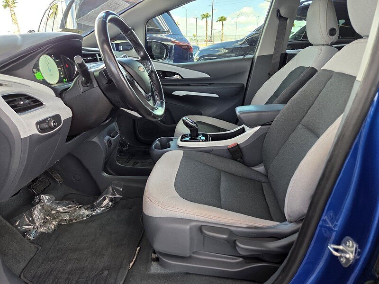 Used 2020 Chevrolet Bolt LT FWD image 13