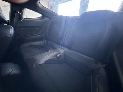 Used 2016 Ford Mustang Shelby GT350 w/ Technology Package image 17