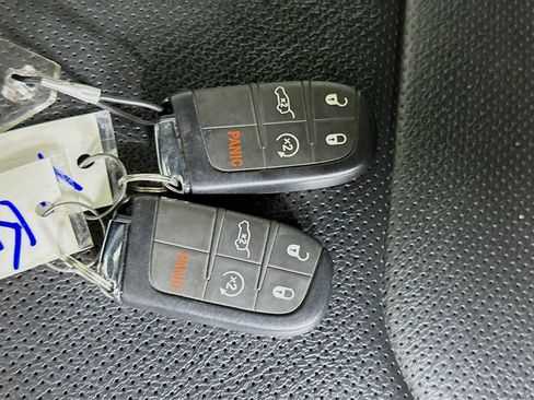 Used 2023 Jeep Compass Limited w/ Elite Group AWD/4WD image 34