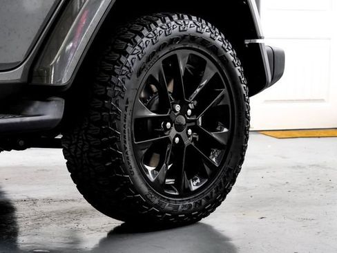 Used 2021 Jeep Wrangler Unlimited Sahara AWD/4WD image 49