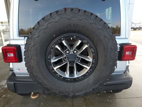 Used 2024 Jeep Wrangler Unlimited Rubicon 392 image 83