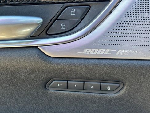 Used 2025 Cadillac XT5 Sportv w/ Technology Package image 25