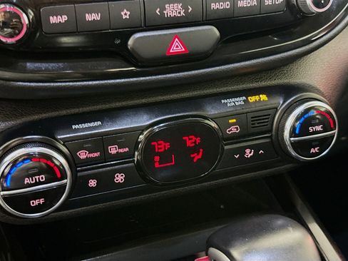 Used 2020 Kia Soul GT-Line Turbo image 19