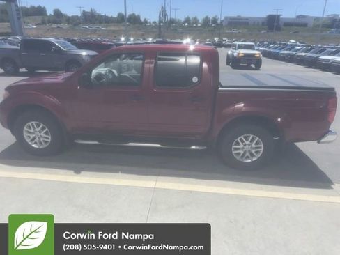 Used 2019 Nissan Frontier SV AWD/4WD image 10