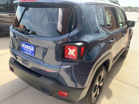 Used 2020 Jeep Renegade Trailhawk w/ Popular Equipment Group AWD/4WD image 7