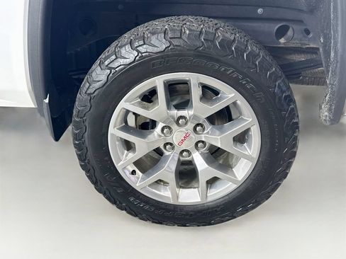 Used 2018 GMC Sierra 1500 SLT w/ Texas SLT Premium Package AWD/4WD image 31