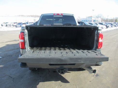 Used 2017 GMC Sierra 2500 Denali w/ Duramax Plus Package image 6