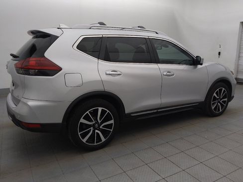 Used 2019 Nissan Rogue SL w/ Premium Package FWD image 10