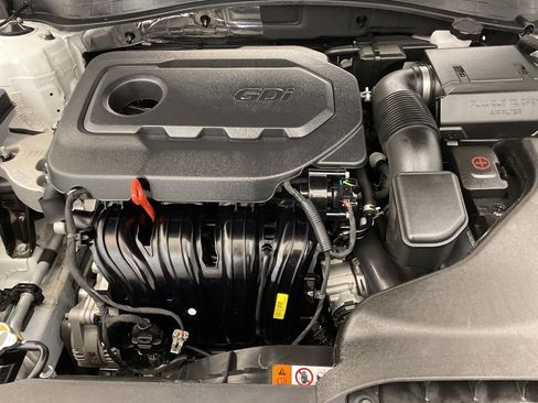 Used 2020 Kia Optima LX image 30