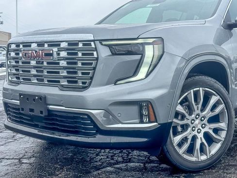 New 2026 GMC Acadia Denali w/ Super Cruise Package image 3