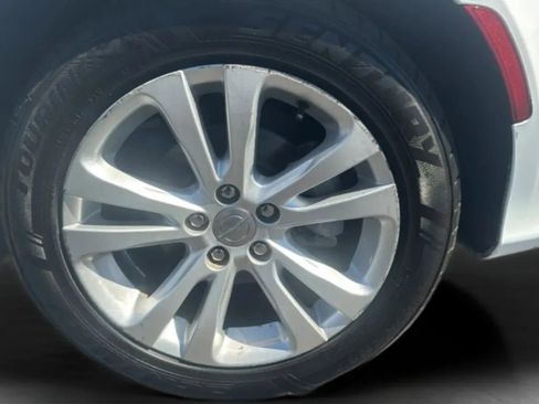 Used 2015 Chrysler 200 Limited w/ Convenience Group FWD image 36