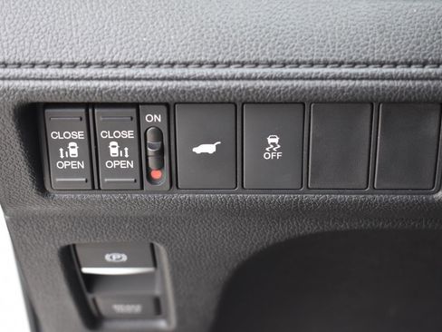 Used 2025 Honda Odyssey Sport-L image 25