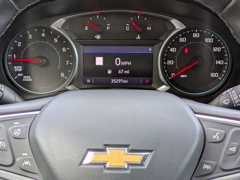 Used 2023 Chevrolet Equinox Premier image 30