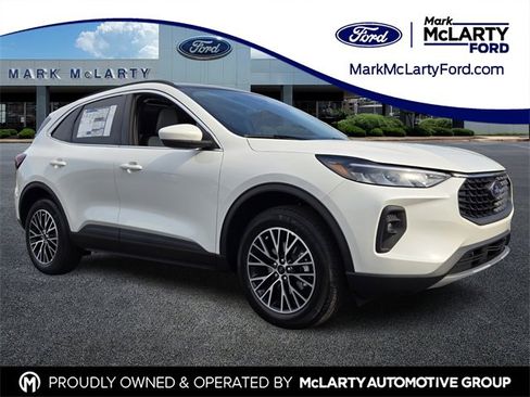 New 2025 Ford Escape SE image 1