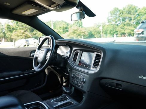 Used 2023 Dodge Charger SXT RWD image 14