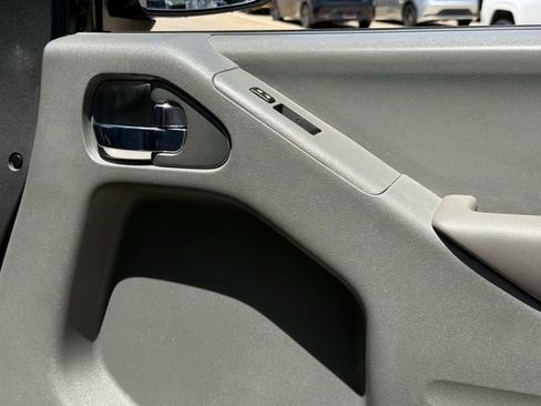 Used 2019 Nissan Frontier SV w/ Value Truck Package RWD image 26