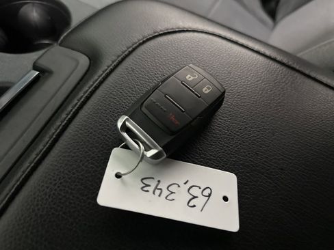 Used 2024 RAM 2500 Big Horn AWD/4WD image 44