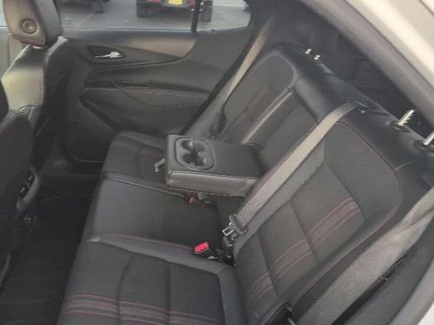 Used 2024 Chevrolet Equinox RS AWD/4WD image 17