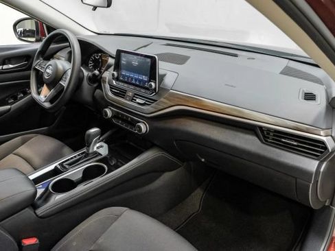Used 2023 Nissan Altima 2.5 SV FWD image 20