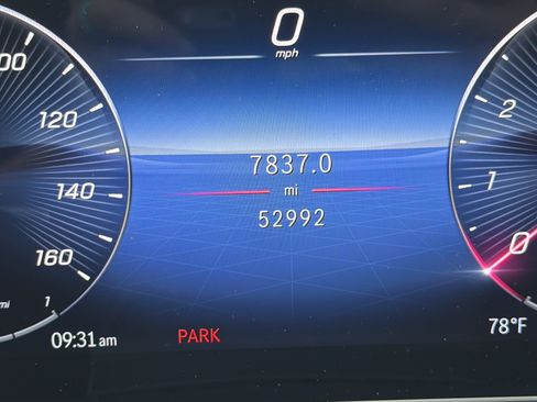 Used 2024 Mercedes-Benz GLE 350 4MATIC image 22