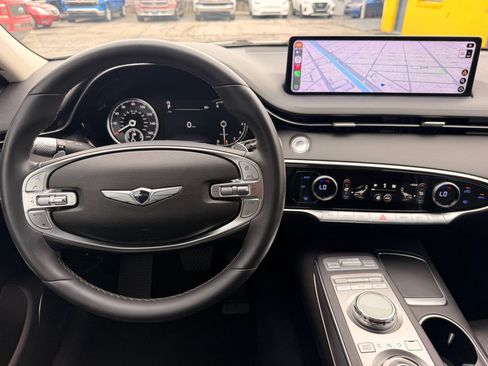 Used 2022 Genesis GV70 2.5T w/ Advanced Package AWD/4WD image 23