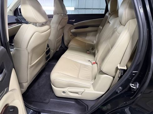 Used 2018 Acura MDX w/ Technology & Entertainment image 11