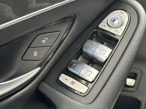 Certified 2017 Mercedes-Benz GLC 300 4MATIC image 12