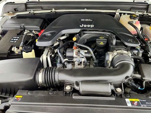 Used 2021 Jeep Wrangler Unlimited Sport AWD/4WD image 27
