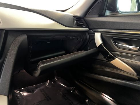 Used 2014 BMW 328i Gran Turismo xDrive AWD/4WD image 18