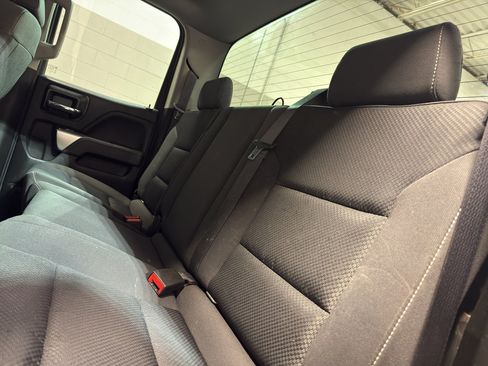 Used 2018 Chevrolet Silverado 1500 LT w/ All Star Edition image 28