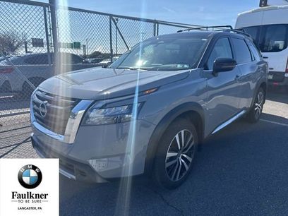 Used 2025 Nissan Pathfinder Platinum w/ Cargo Package