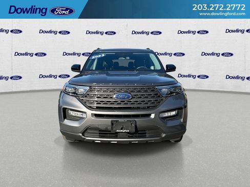 Used 2023 Ford Explorer XLT w/ Equipment Group 202A AWD/4WD image 3