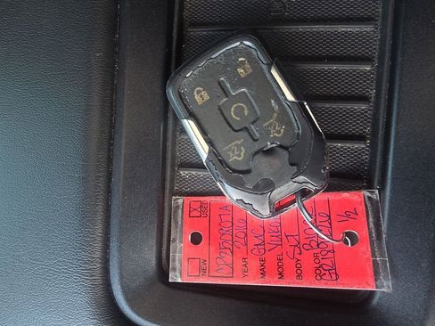 Used 2016 GMC Yukon SLT w/ Open Road Package image 29