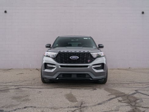 Used 2022 Ford Explorer ST w/ Equipment Group 401A AWD/4WD image 10