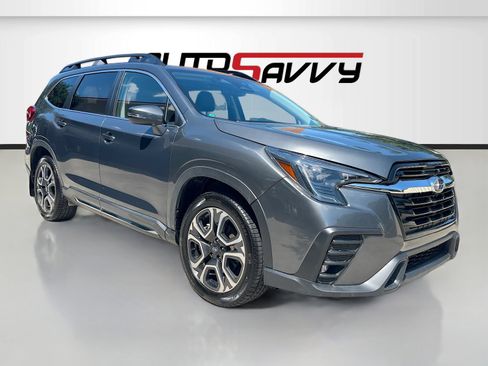 Used 2023 Subaru Ascent Limited AWD/4WD image 1