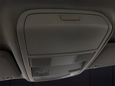 Used 2017 Volkswagen Passat 1.8T S image 24