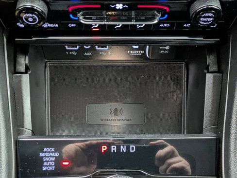 Used 2023 Jeep Grand Cherokee 4WD 4xe w/ Luxury Tech Group II image 8