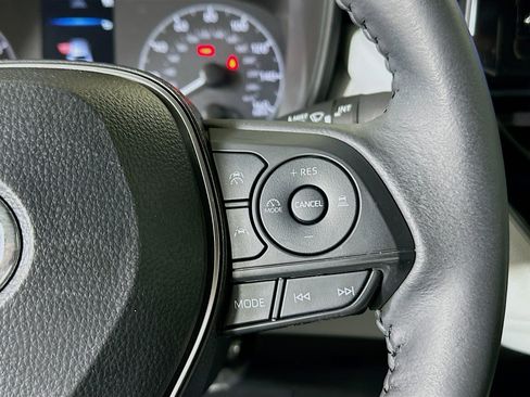 Used 2024 Toyota Corolla SE FWD image 17