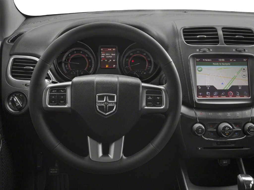 Used 2018 Dodge Journey Crossroad w/ Nav & Sun Group AWD/4WD image 4