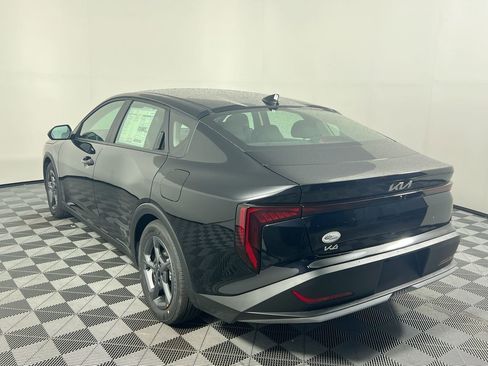 New 2025 Kia K4 LXS image 7