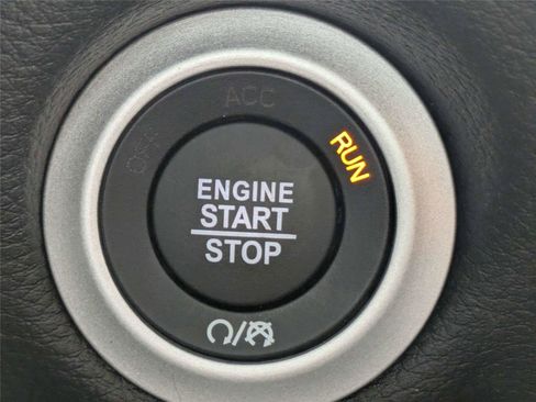 New 2026 Chrysler Pacifica Select image 27