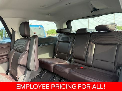 New 2026 Ford Expedition Platinum w/ Platinum Ultimate Package AWD/4WD image 22