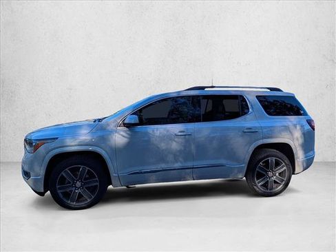 Used 2017 GMC Acadia Denali image 4