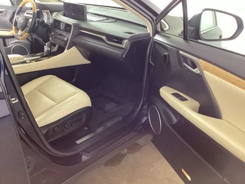 Certified 2022 Lexus RX 350L Premium w/ Premium Package AWD/4WD image 20